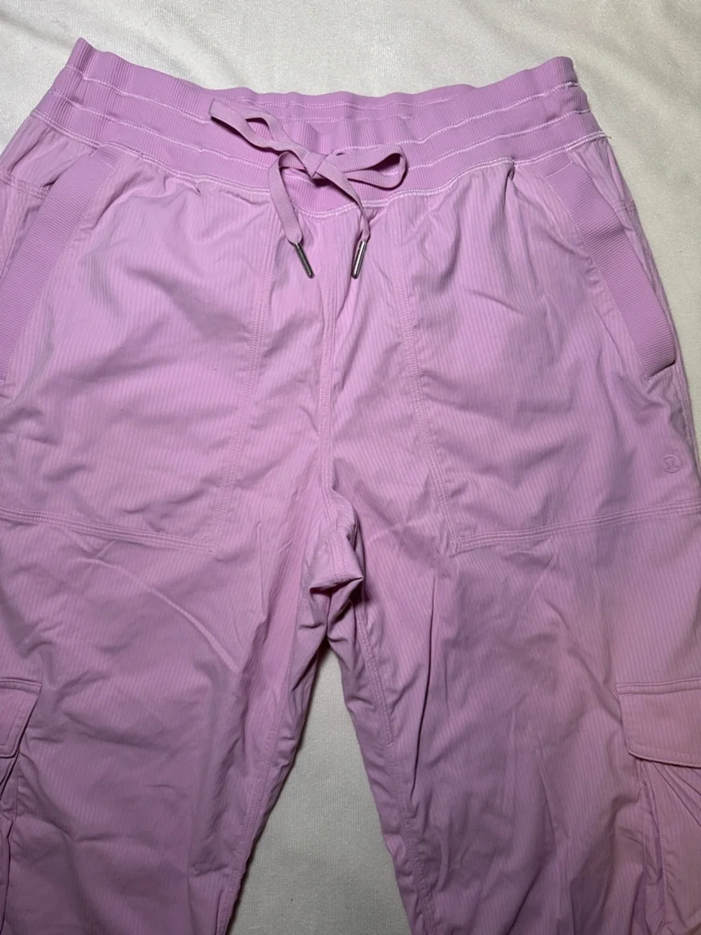 Lululemon Athletica Pink Dance Studio Relaxed-Fit Mid-Rise Cargo Pants Size M - Picture 9 of 15